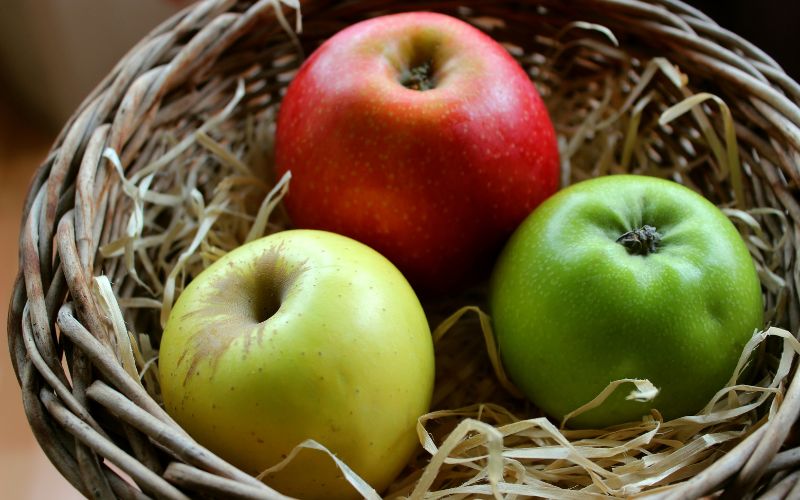 Ăn táo giúp giảm cân không